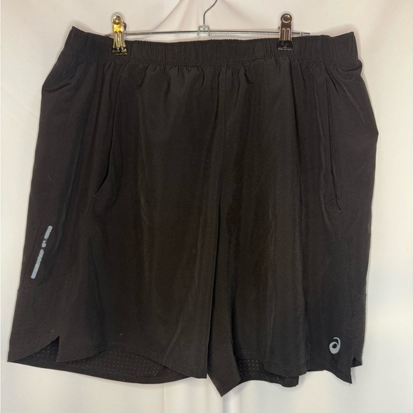 ASICS Running Black Men's Shorts - Picture 1 of 3